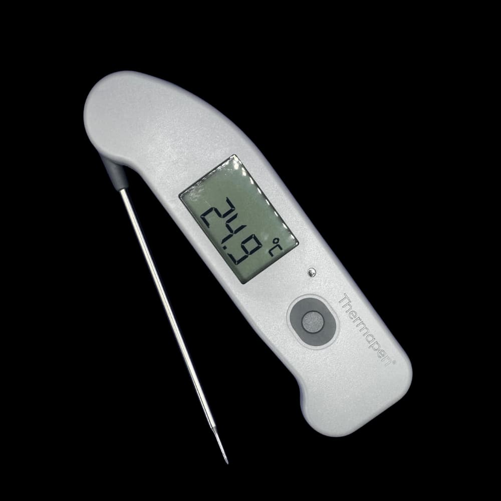 Connected eEAT thermometer with penetration probe and infrared sensor for reception and service